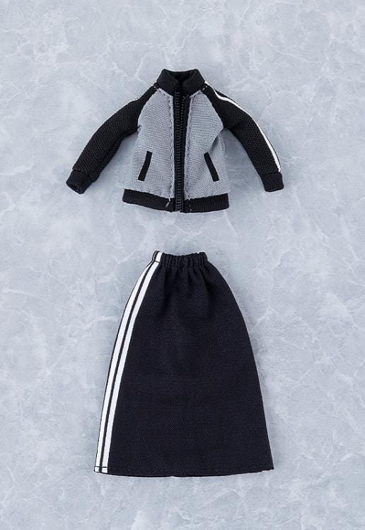 Female figma No.601 Tracksuit Outfit (Makoto)