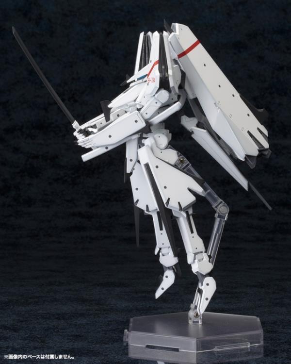 Knights of Sidonia Type 17 Guard Tsugumori Kaini 1/100 Scale Model Kit
