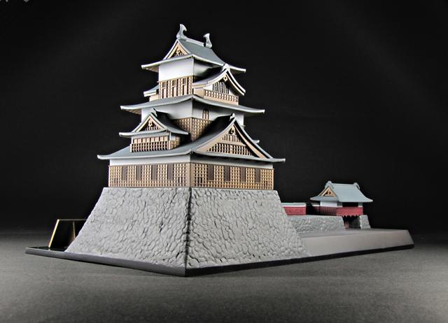 Laid-Back Camp Takashima Castle Model Kit With Rin Shima Figure