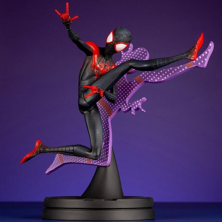 Spider-Man: Into the Spider-Verse ArtFX+ Spider-Man (Hero Suit Ver.) Statue