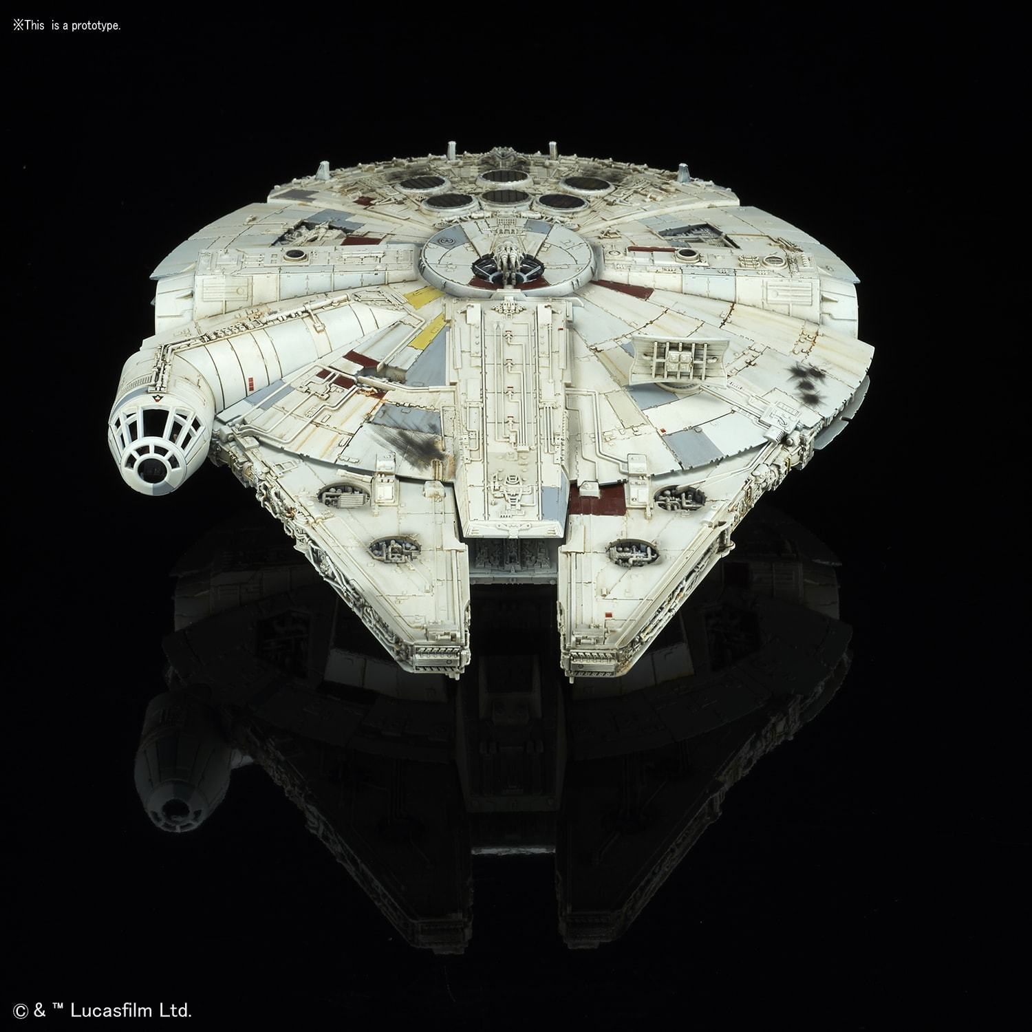 Millennium Falcon "Star Wars: The Last Jedi", Bandai Star Wars 1/144 Plastic Model