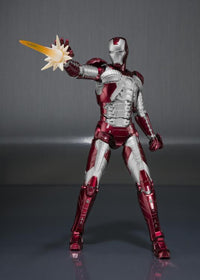 Iron Man 2 S.H.Figuarts Iron Man Mark V & Hall of Armor Set