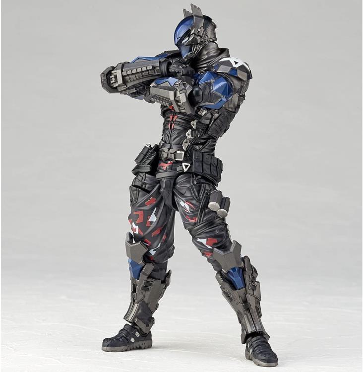 Batman: Arkham Knight Amazing Yamaguchi Revoltech No.24 Arkham Knight