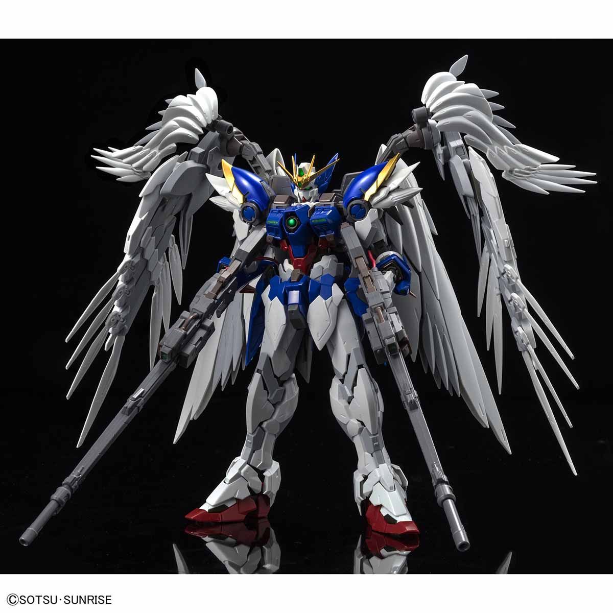 Hi-Resolution Model 1/100 Wing Gundam Zero Custom EW Ver.