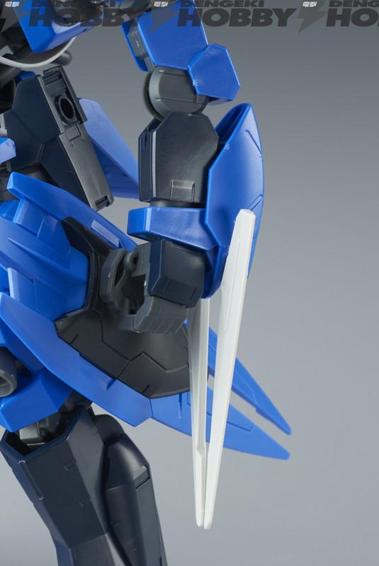 Orphans 1/100 Schwalbe Graze Mcgillis Custom