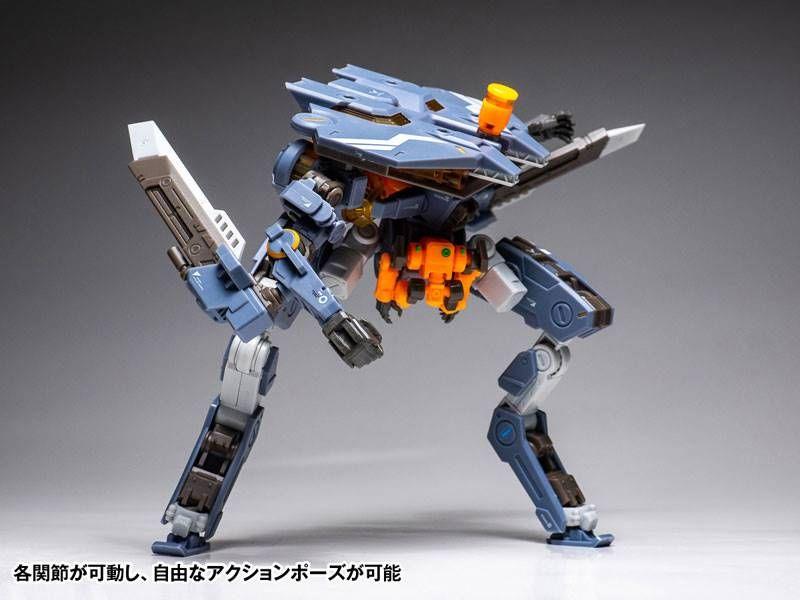 RB-05 CARBE UNIVERSAL COLOR VER. ACTION FIGURE