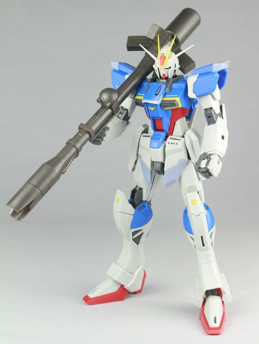 Effect Wings EWMG004 MG 1/100 Strike Bazooka+Astray BuCUE Tactical Reconnaissance Head Model Set
