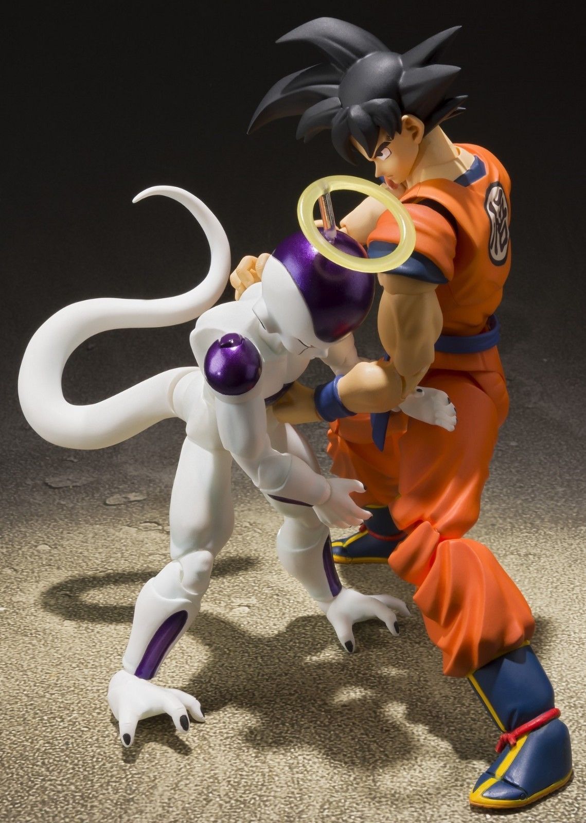 Dragon Ball Z S.H.Figuarts Goku (A Saiyan Raised On Earth) (Reissue)