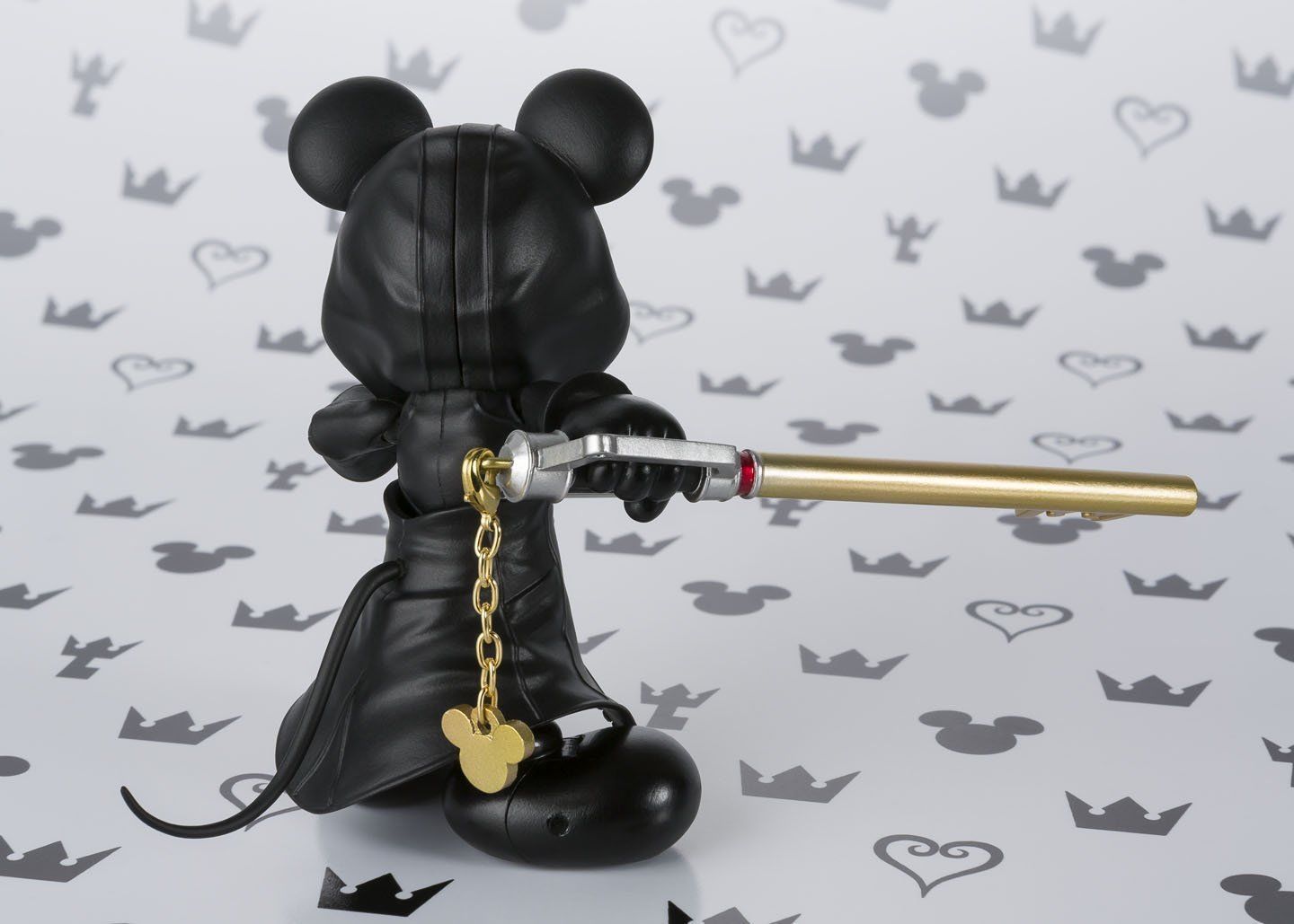 Bandai Tamashii Nations S.H.Figuarts King Mickey Kingdom Hearts II Action Figure